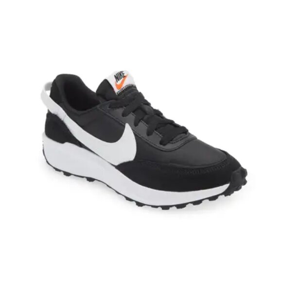 Nike Waffle Debut Sneaker / 10.5M / Black/White - Picture 3 of 9